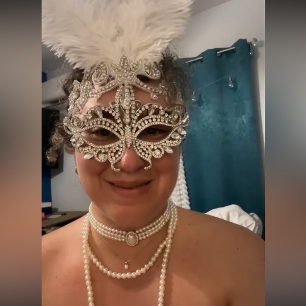 Feather band, diamond mask, pearl choker, necklace and gloves for Halloween